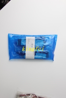 FUJI H63467 VQZ3321BR-5L1-02 NXT válvula de solenoide de fio duplo de cinco vias válvula de solenoide